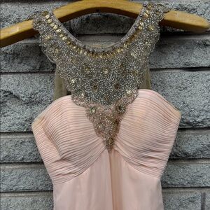 Prom Dress 🔥🔥Elegant Pink Beaded Women's Dress Sz 2